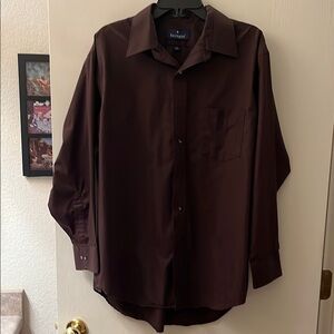 Classic Wrinkle Free  Burgundy Dress Shirt with Long Sleeves